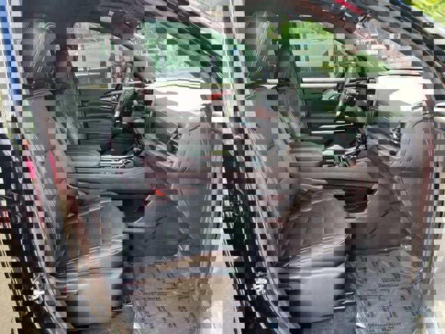 Used 2024 Chevrolet Traverse LT w/ Midnight/Sport Edition image 21