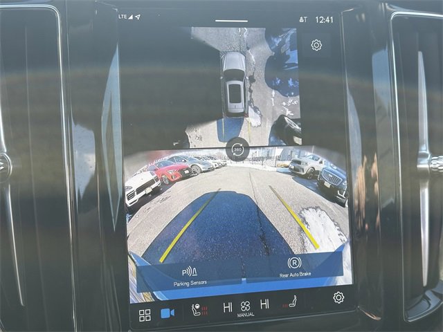 Used 2024 Volvo XC60 B5 Plus image 23