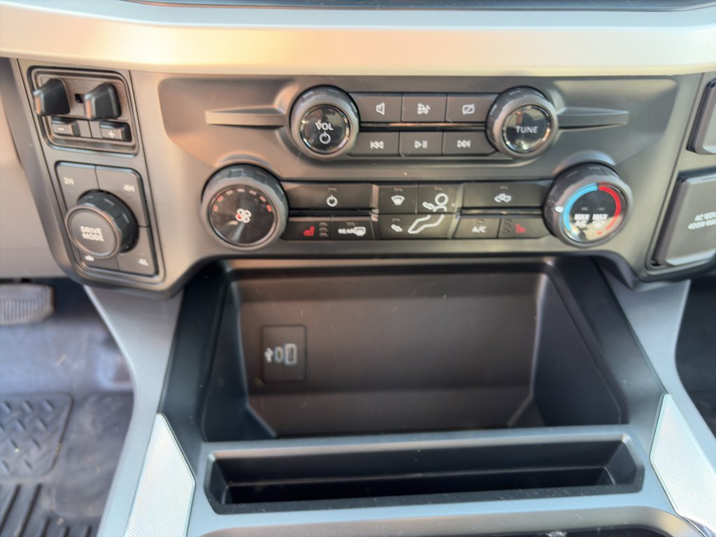 Certified 2024 Ford F350 XLT w/ XLT Premium Package AWD/4WD image 19