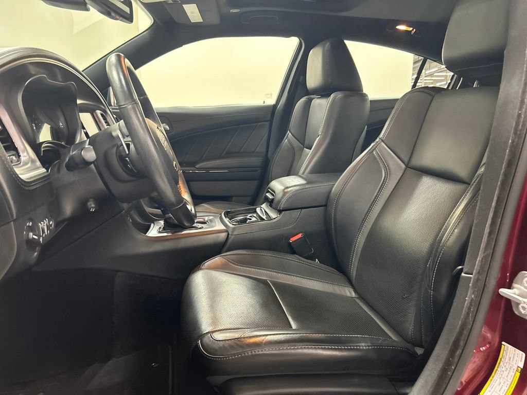 Used 2019 Dodge Charger SXT w/ Plus Group AWD/4WD image 11