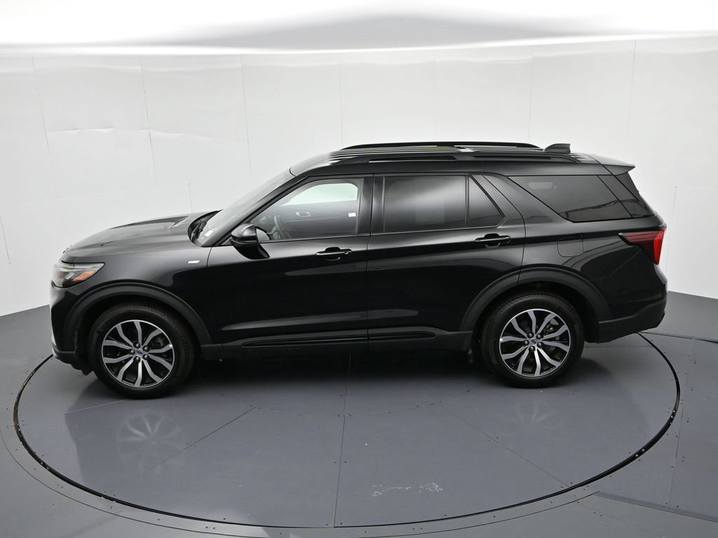 Certified 2026 Ford Explorer ST-Line AWD/4WD image 21