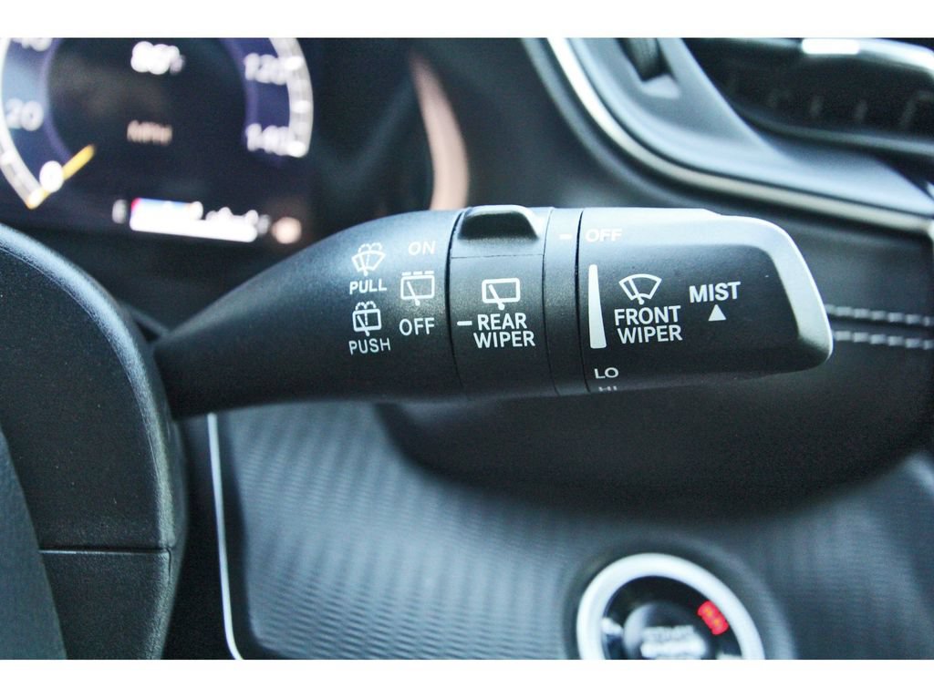 Used 2024 Jeep Grand Cherokee Altitude RWD image 17