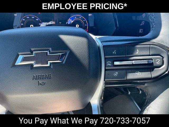 Used 2025 Chevrolet Colorado ZR2 w/ Technology Package AWD/4WD image 30