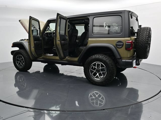 Used 2025 Jeep Wrangler Unlimited Rubicon w/ Safety Group AWD/4WD image 39