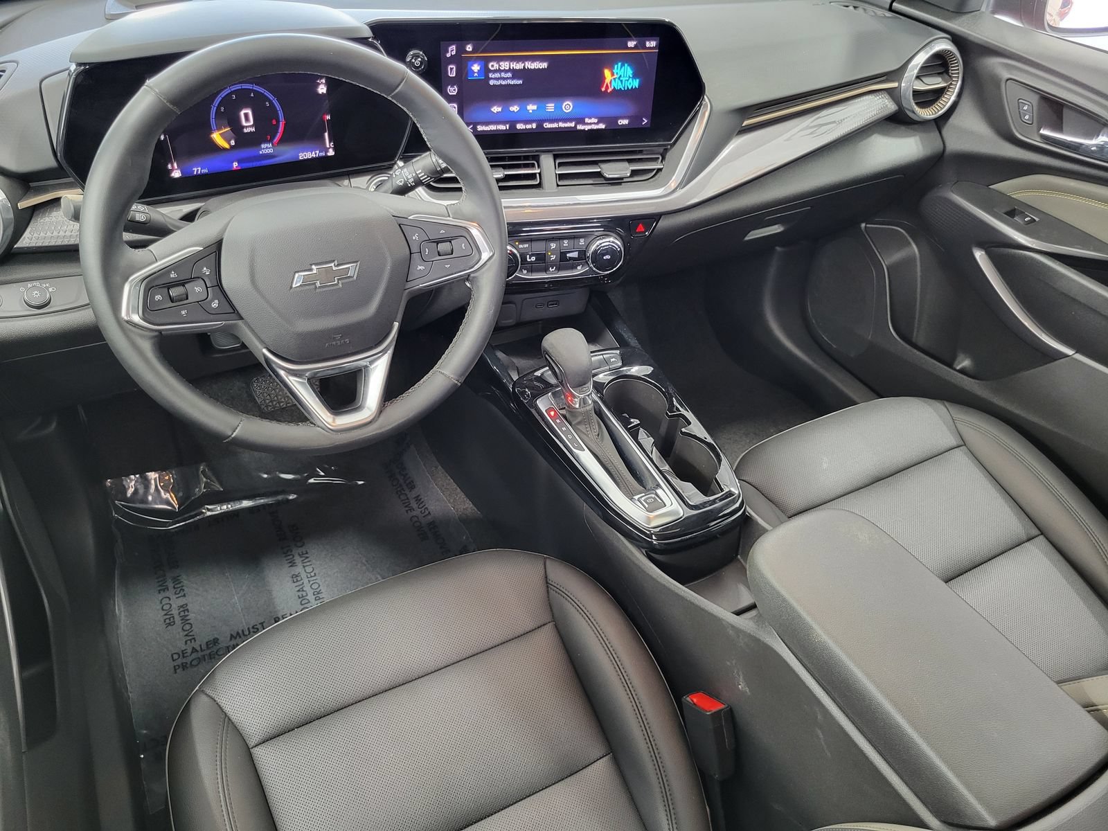 Used 2024 Chevrolet Trax ACTIV w/ Sunroof Package FWD image 27
