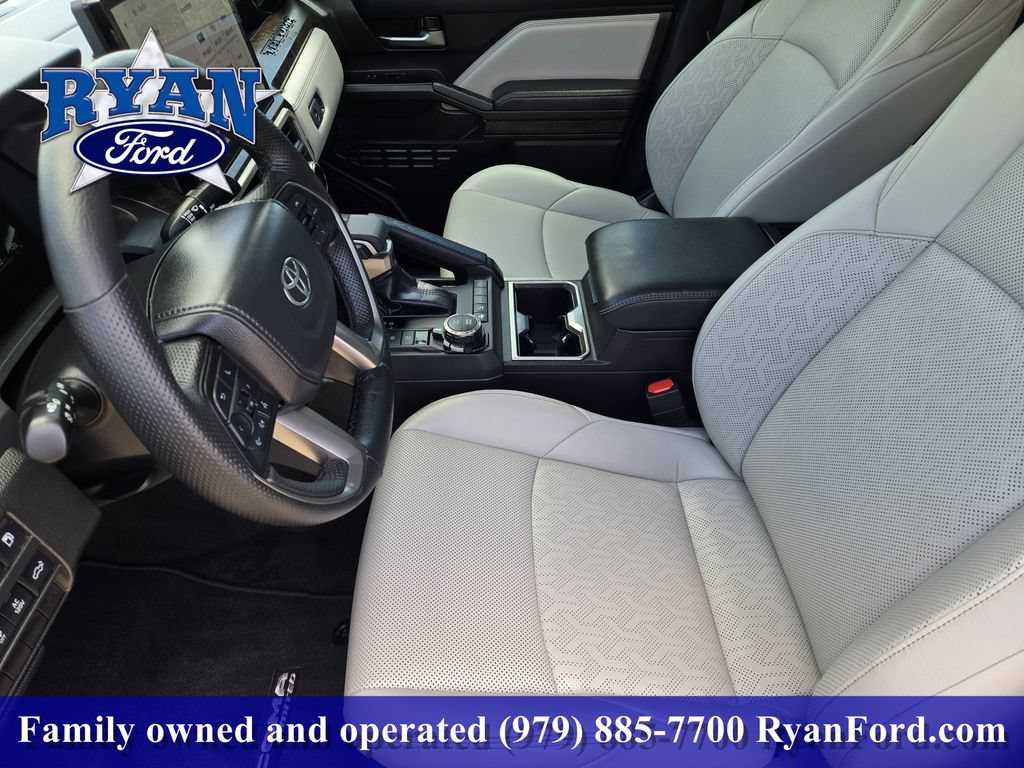 Used 2024 Toyota Tacoma Limited AWD/4WD image 9