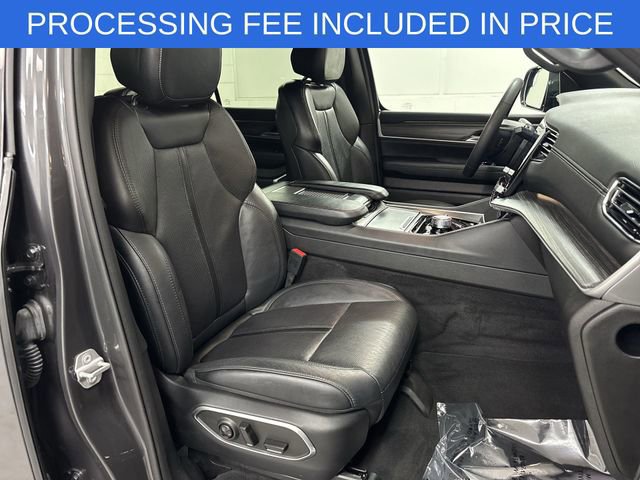 Used 2024 Jeep Wagoneer Series II AWD/4WD image 16