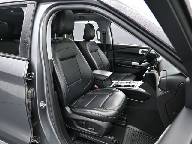 Certified 2023 Ford Explorer Limited w/ Equipment Group 301A image 28