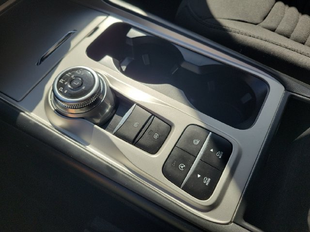 Certified 2021 Ford Explorer XLT RWD image 16