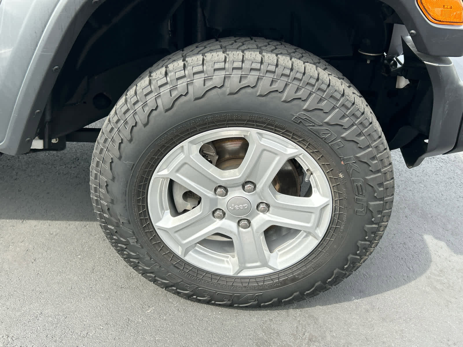 Used 2019 Jeep Wrangler Sport image 17