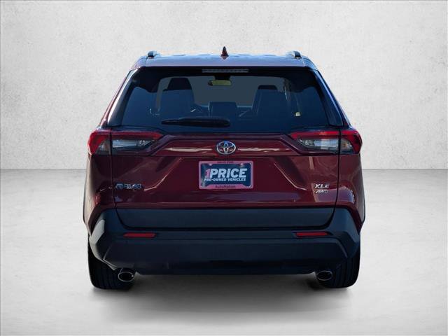 Used 2023 Toyota RAV4 XLE Premium image 7