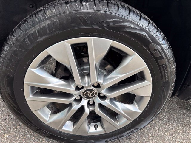 Used 2023 Toyota RAV4 XLE Premium AWD/4WD image 12