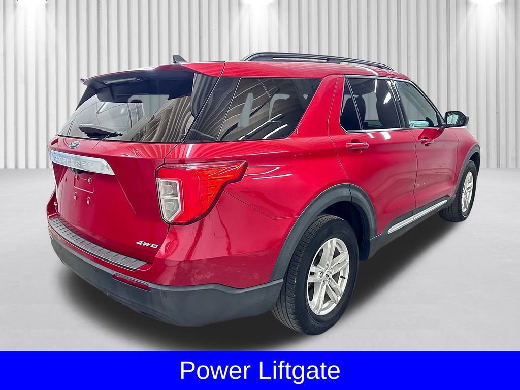 Certified 2022 Ford Explorer XLT image 4
