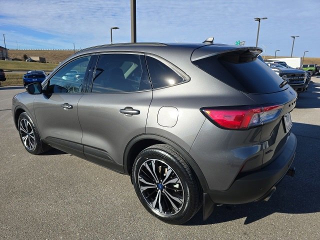 Certified 2022 Ford Escape SEL w/ SEL Stealth AWD Package image 5