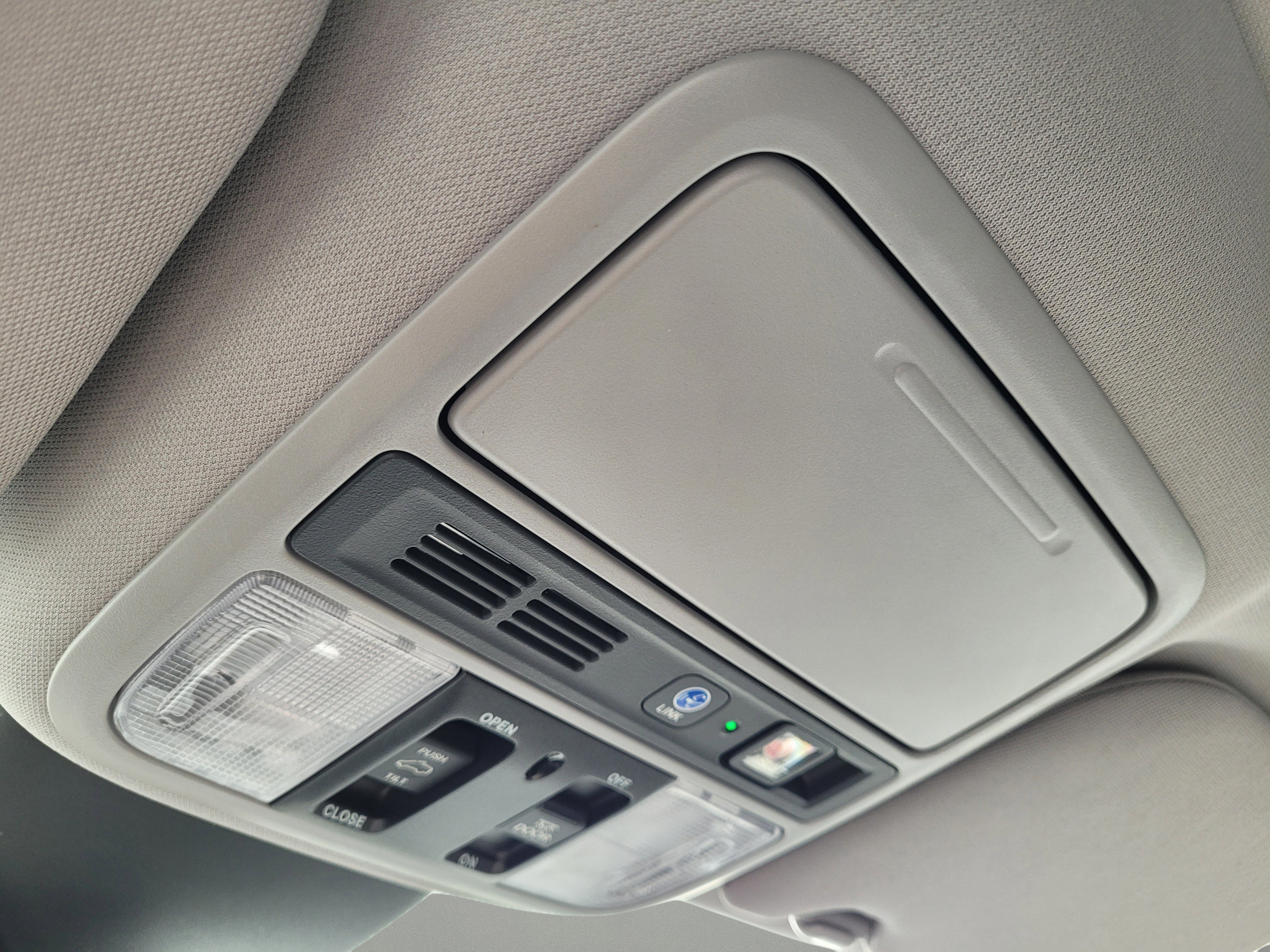Used 2024 Honda Odyssey Elite image 26