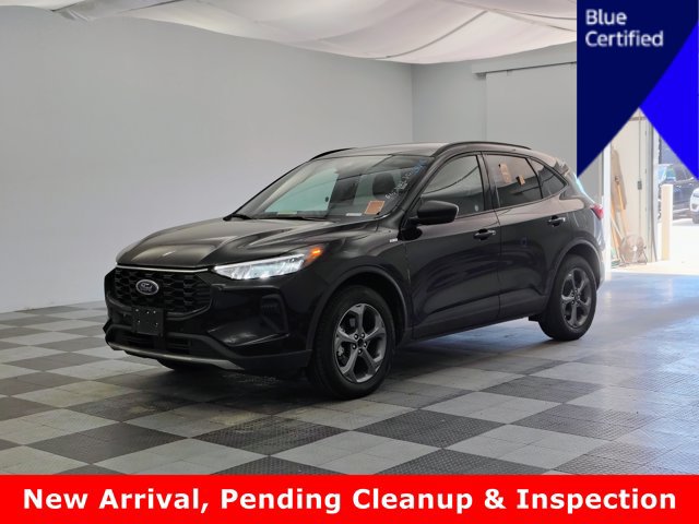 Certified 2025 Ford Escape ST-Line AWD/4WD image 1
