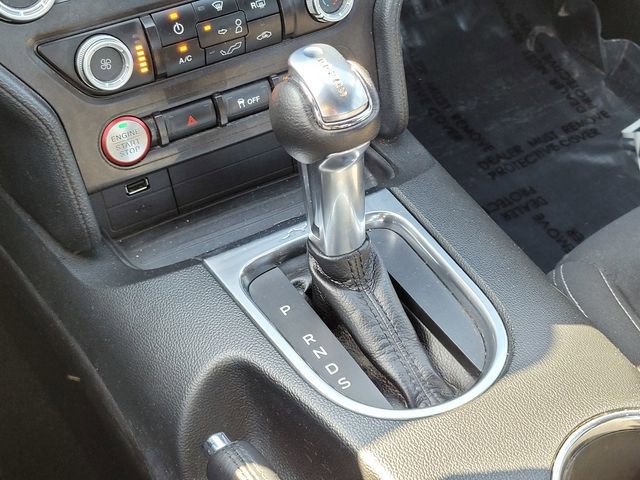 Certified 2019 Ford Mustang Coupe RWD image 20