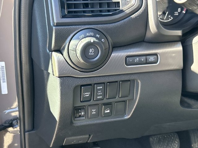 Used 2023 Nissan Titan PRO-4X w/ Pro-4x Convenience Package AWD/4WD image 32