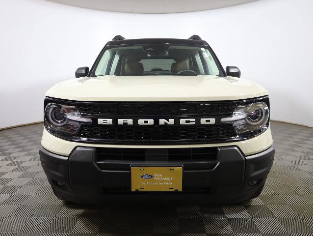 Certified 2025 Ford Bronco Sport Outer Banks w/ Outer Banks Tech Package+ AWD/4WD image 3