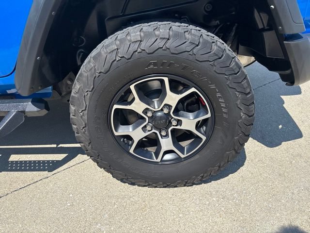 Used 2022 Jeep Wrangler Unlimited Rubicon AWD/4WD image 11