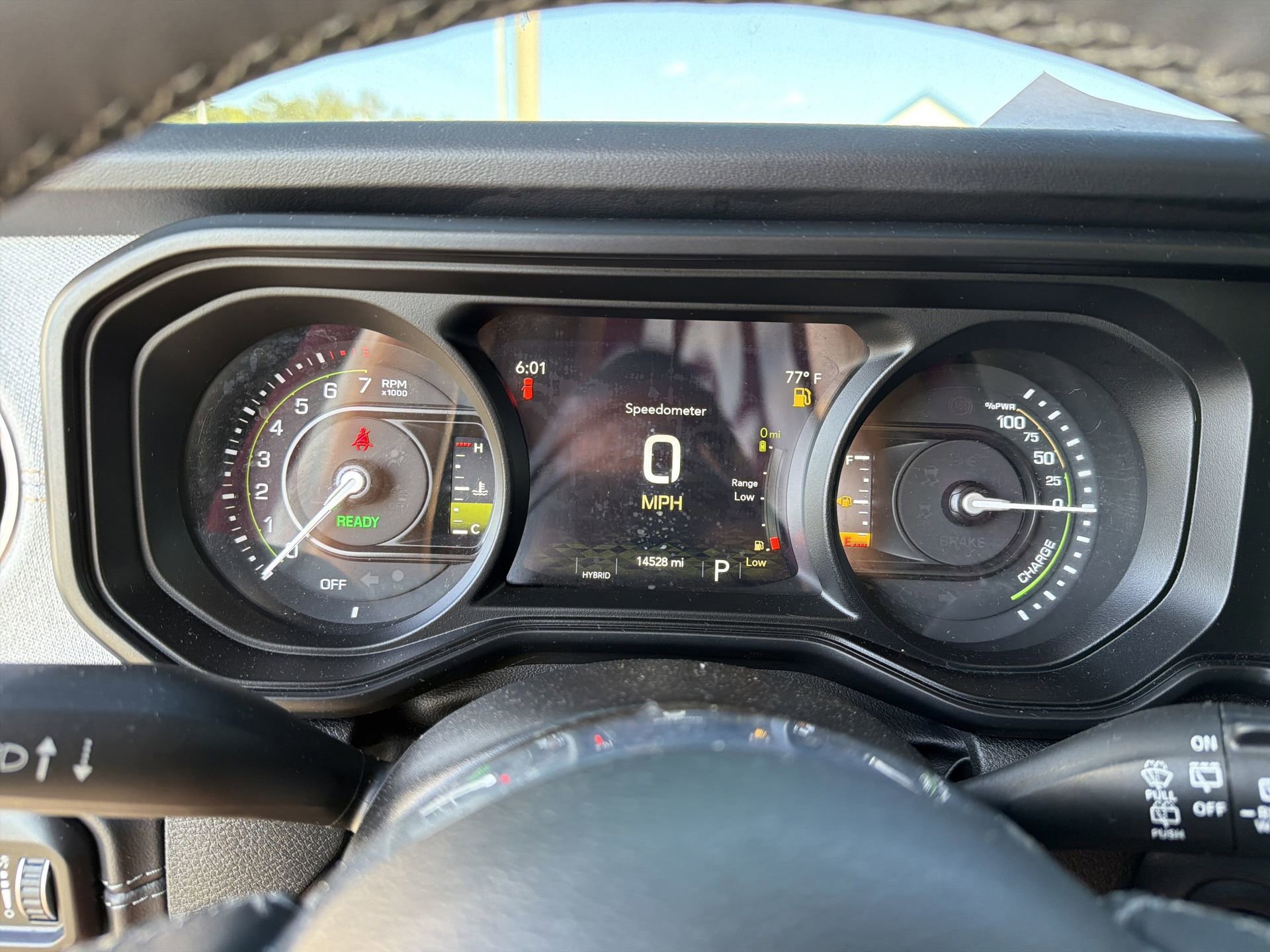 Used 2025 Jeep Wrangler Unlimited Sahara AWD/4WD image 24