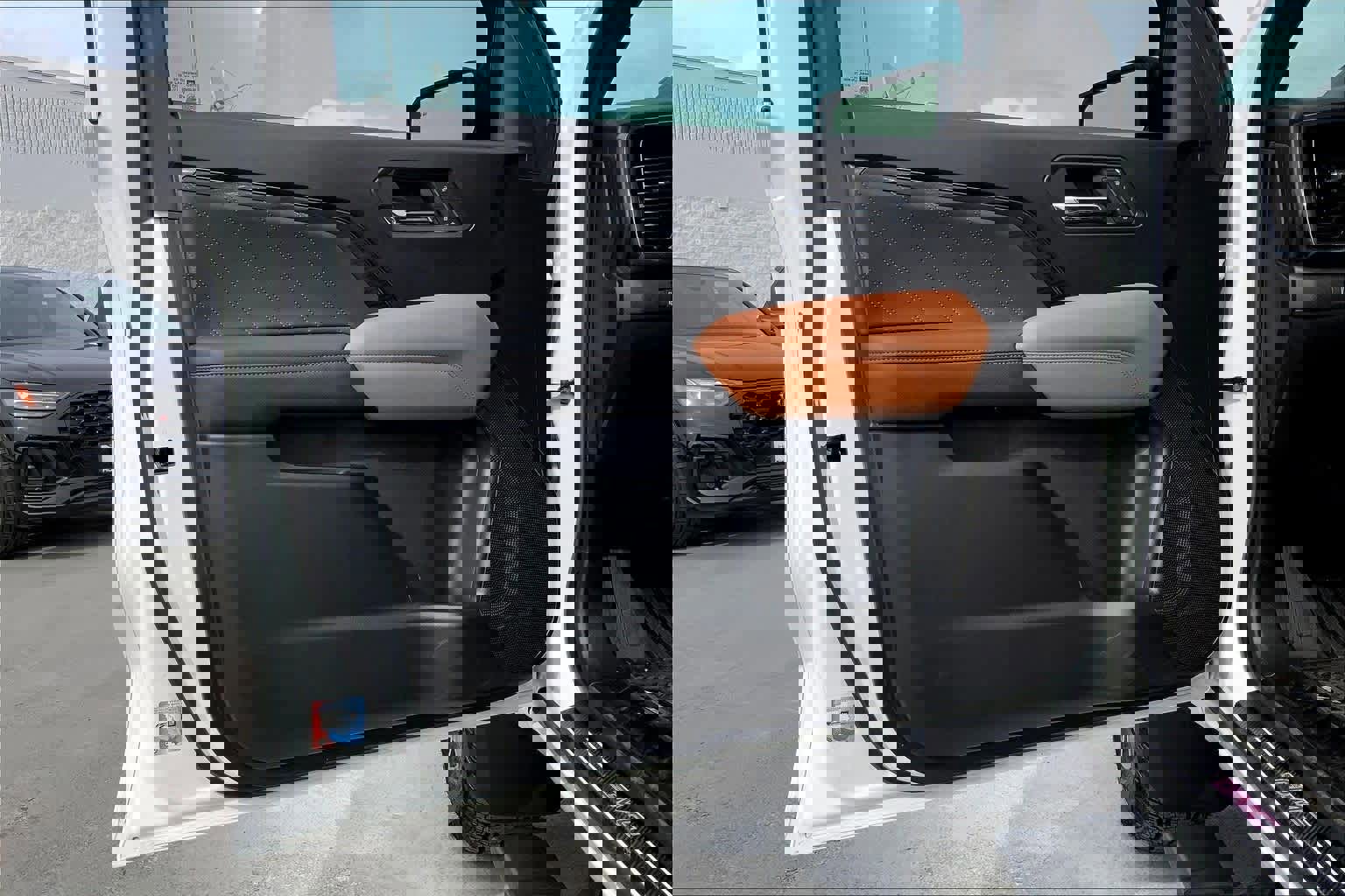 Used 2024 GMC Canyon AT4 w/ AT4 Premium Package image 27