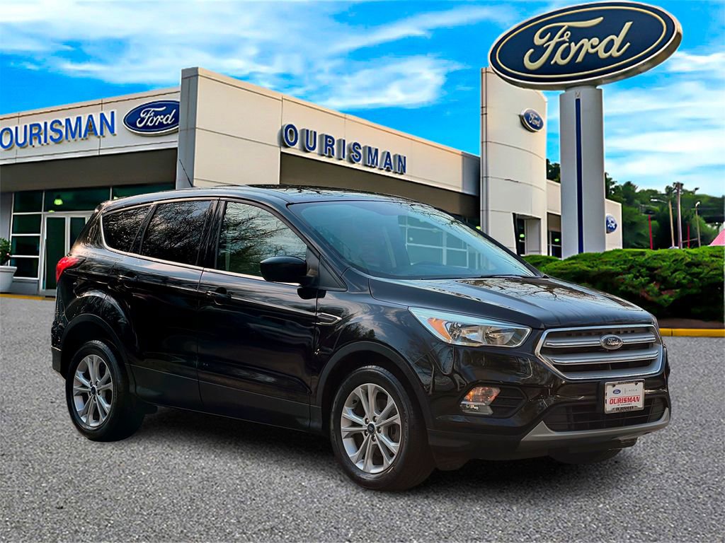 Certified 2019 Ford Escape SE FWD image 1