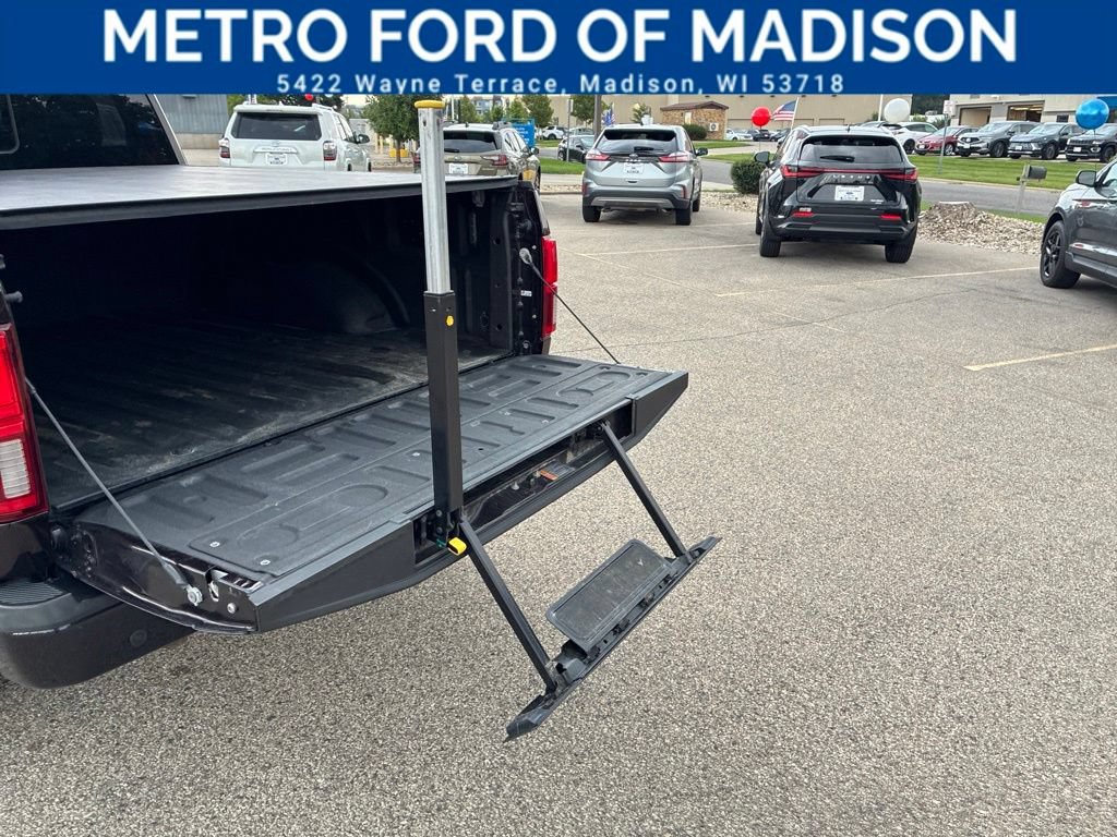 Certified 2018 Ford F150 Lariat w/ Equipment Group 502A Luxury AWD/4WD image 15