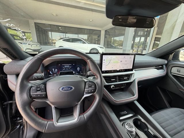 Certified 2025 Ford Explorer ST-Line AWD/4WD image 10