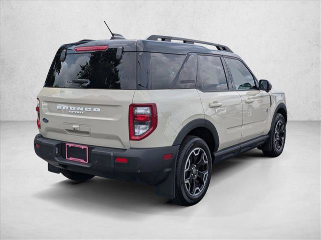 Certified 2025 Ford Bronco Sport Outer Banks w/ Outer Banks Tech Package+ AWD/4WD image 5