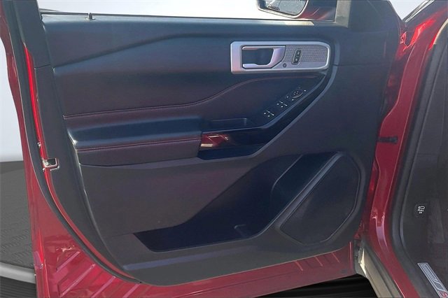 Certified 2022 Ford Explorer ST-Line w/ Class IV Trailer Tow Package image 23