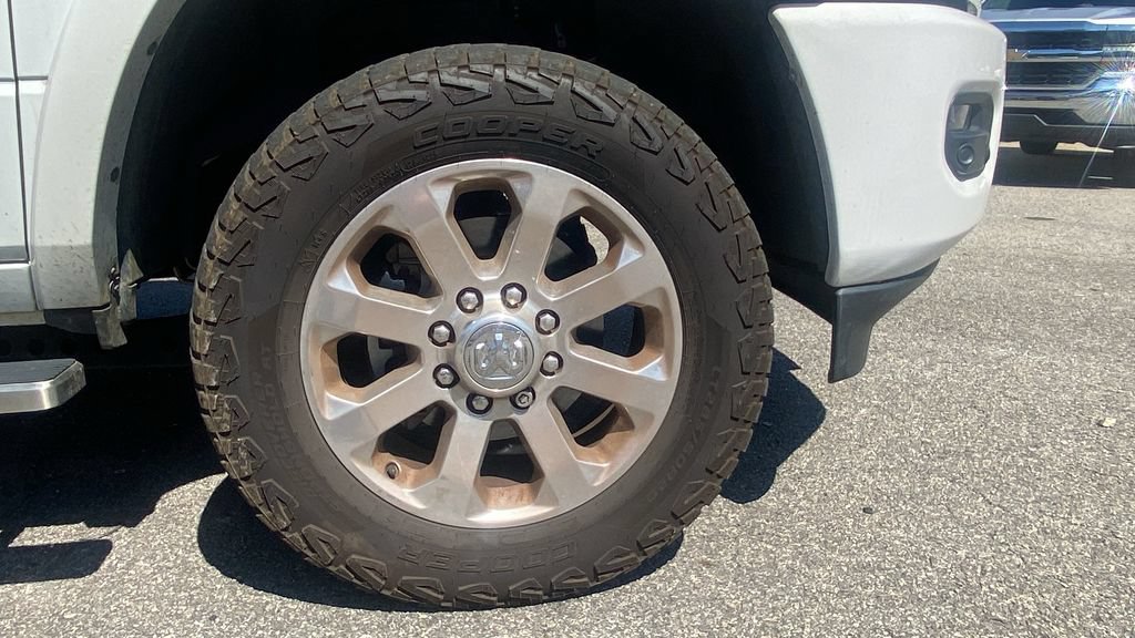 Used 2022 RAM 3500 Laramie AWD/4WD image 10