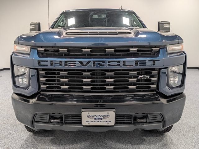 Used 2021 Chevrolet Silverado 2500 Custom w/ Custom Value Package AWD/4WD image 3