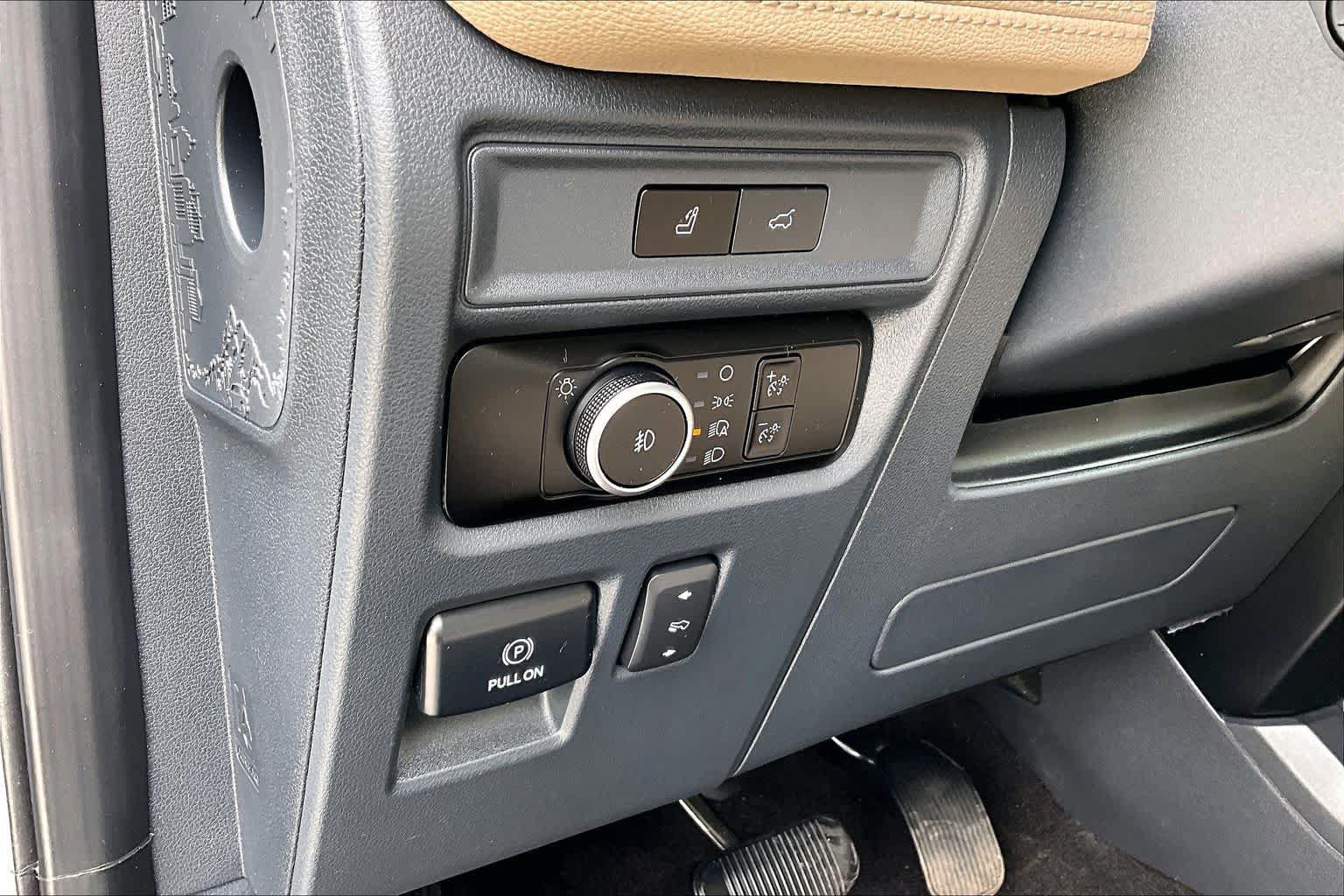 Certified 2023 Ford Expedition Limited AWD/4WD image 37