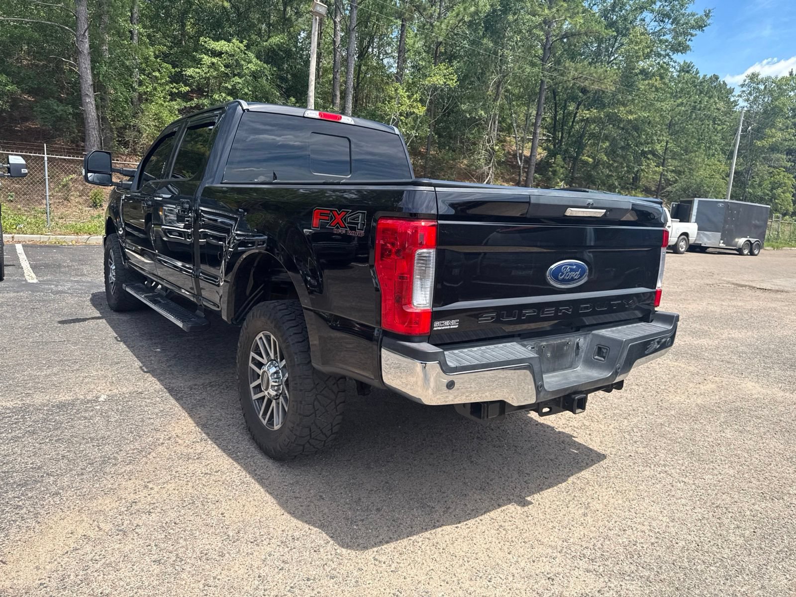 Certified 2019 Ford F250 Lariat w/ Lariat Value Package AWD/4WD image 5