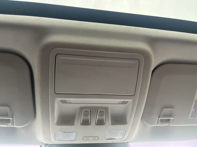 Certified 2022 Ford Escape SE w/ SE Sport Appearance Package image 29