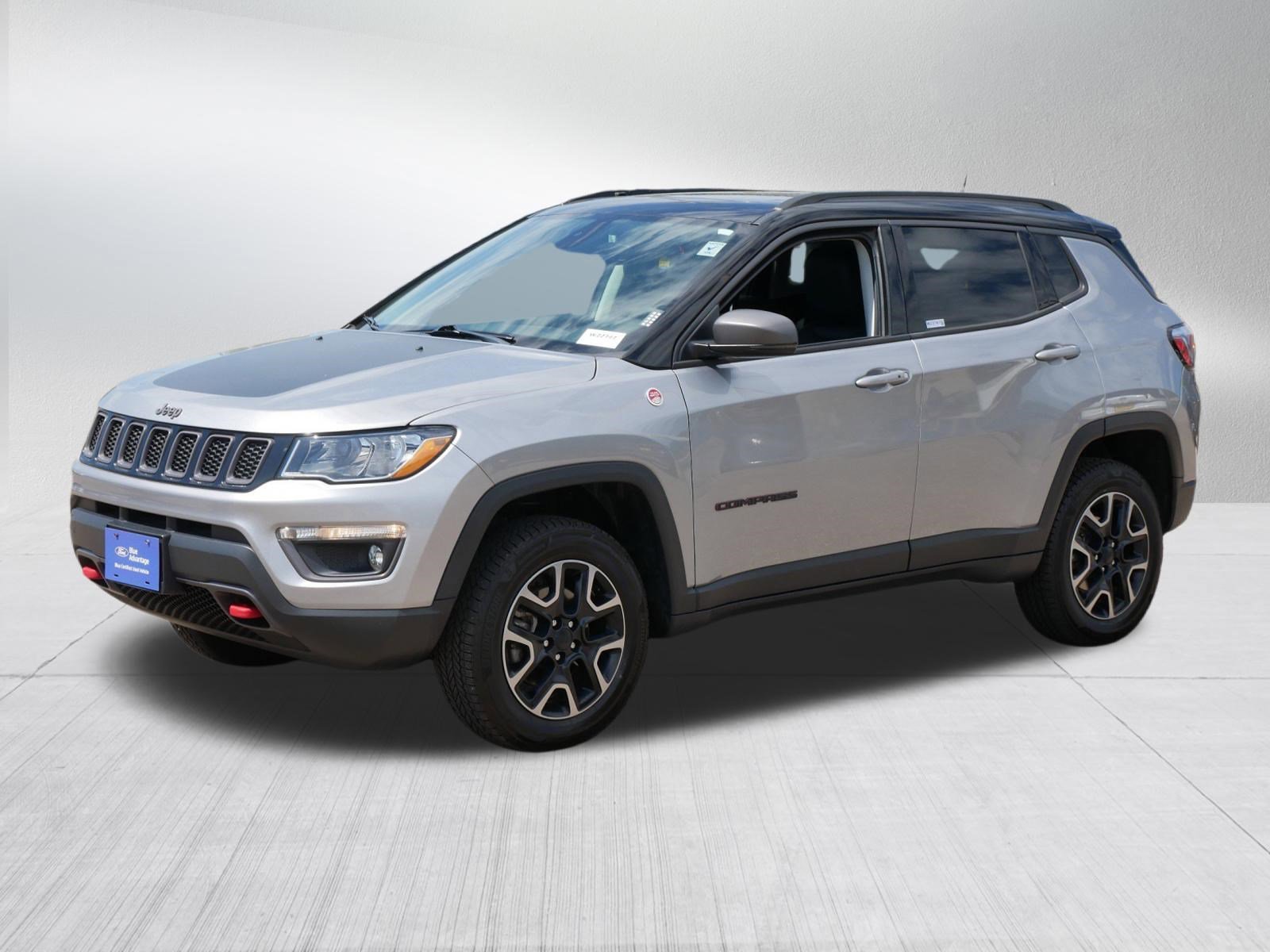 Used 2019 Jeep Compass Trailhawk w/ Safety & Security Group AWD/4WD image 3