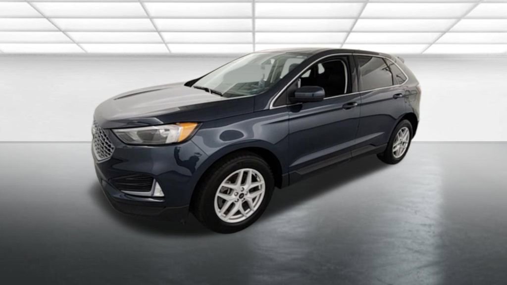 Certified 2023 Ford Edge SEL w/ Convenience Package AWD/4WD image 4