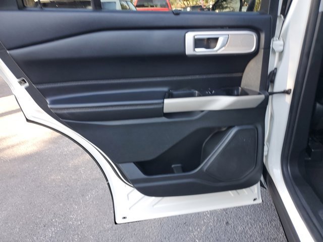Certified 2022 Ford Explorer Limited w/ Equipment Group 301A image 12