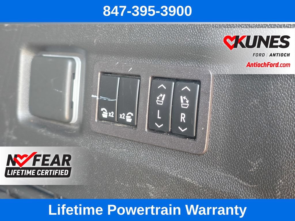 Used 2023 Chevrolet Tahoe Z71 w/ Luxury Package AWD/4WD image 23