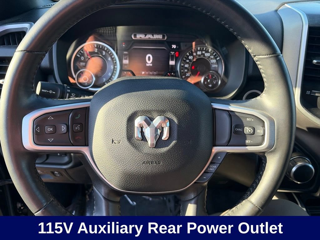 Used 2022 RAM 1500 Big Horn AWD/4WD image 16