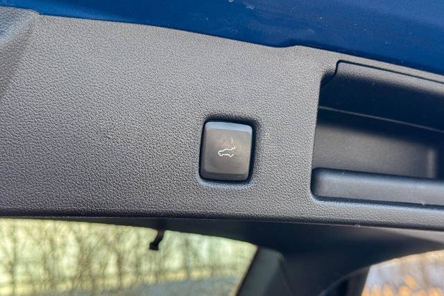 Certified 2022 Ford Escape SEL image 19