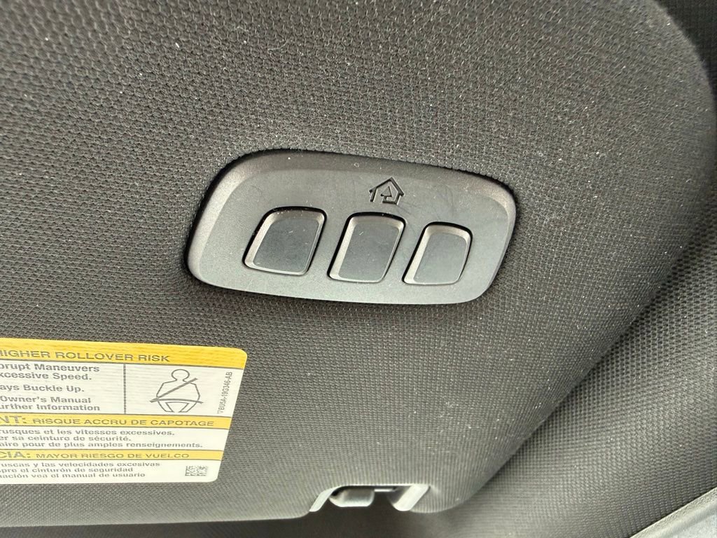 Certified 2023 Ford F150 Lariat w/ Equipment Group 502A High image 32