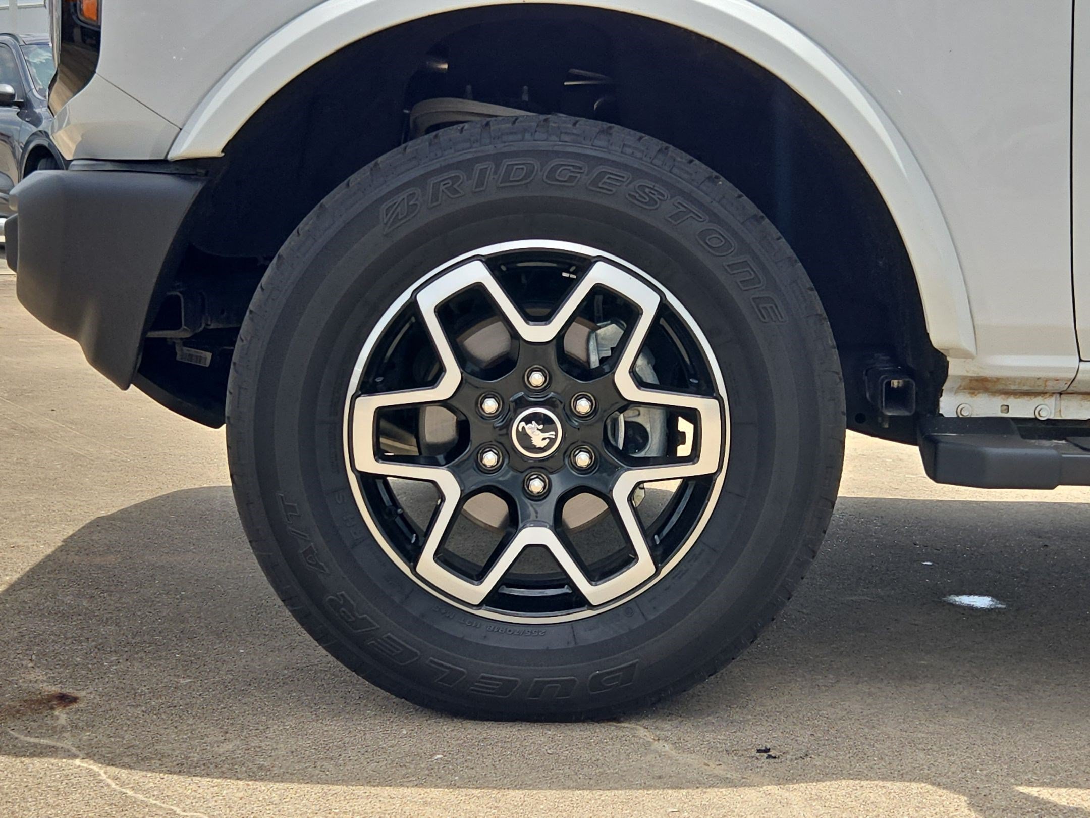 Certified 2024 Ford Bronco Outer Banks AWD/4WD image 13
