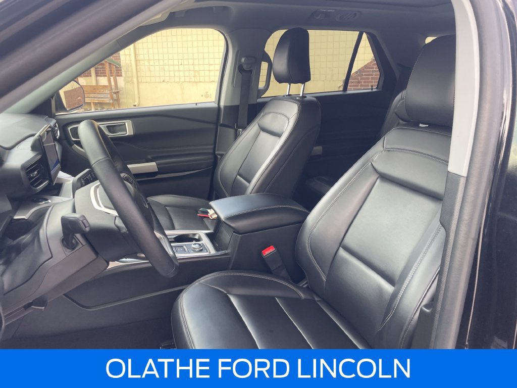 Certified 2023 Ford Explorer XLT w/ Equipment Group 202A AWD/4WD image 14