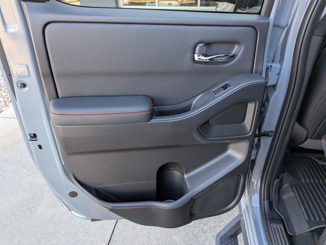 Used 2023 Nissan Frontier PRO-4X w/ Pro-4X Premium Package image 29