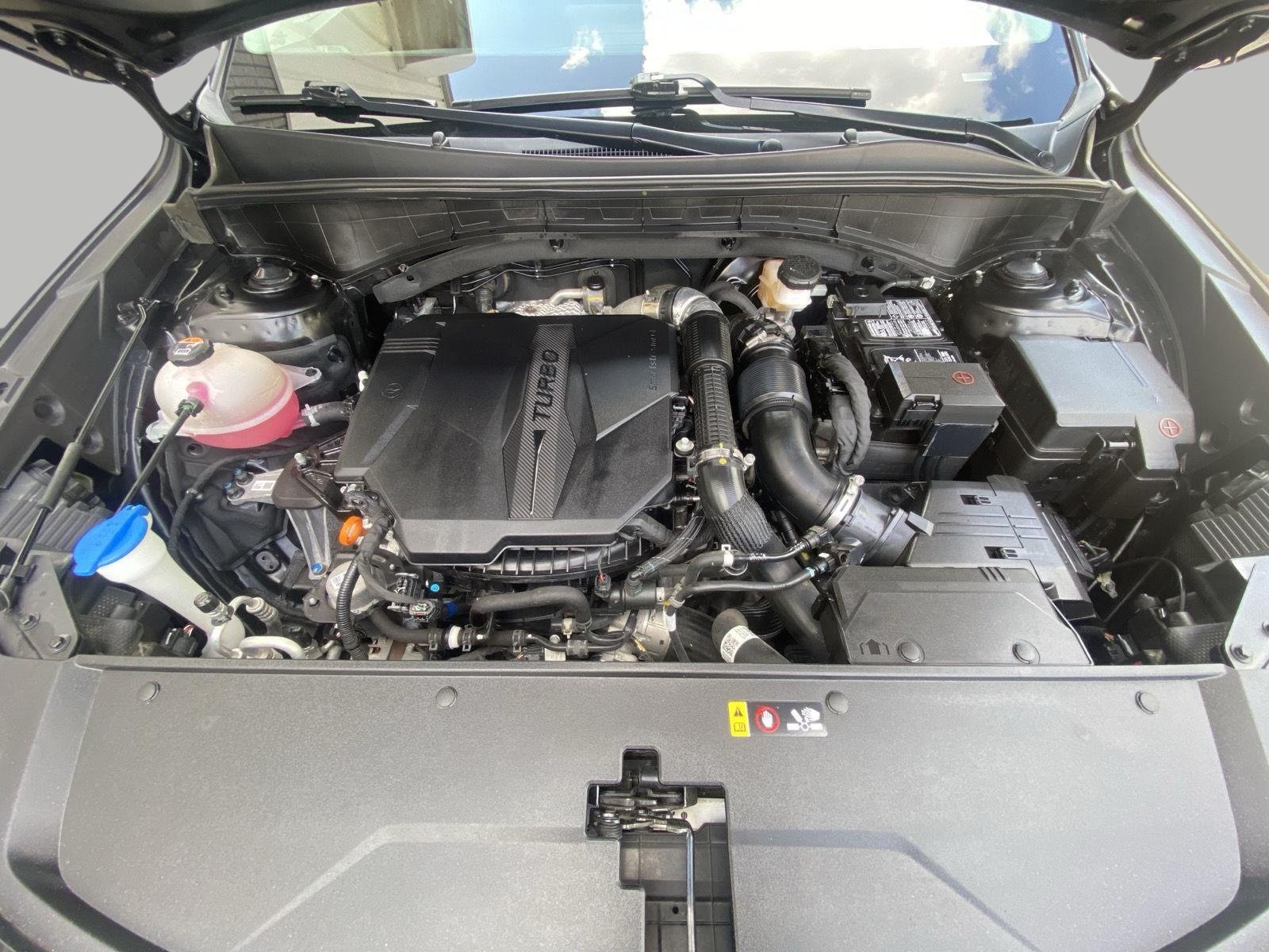 Used 2023 Kia Sorento SX AWD/4WD image 11