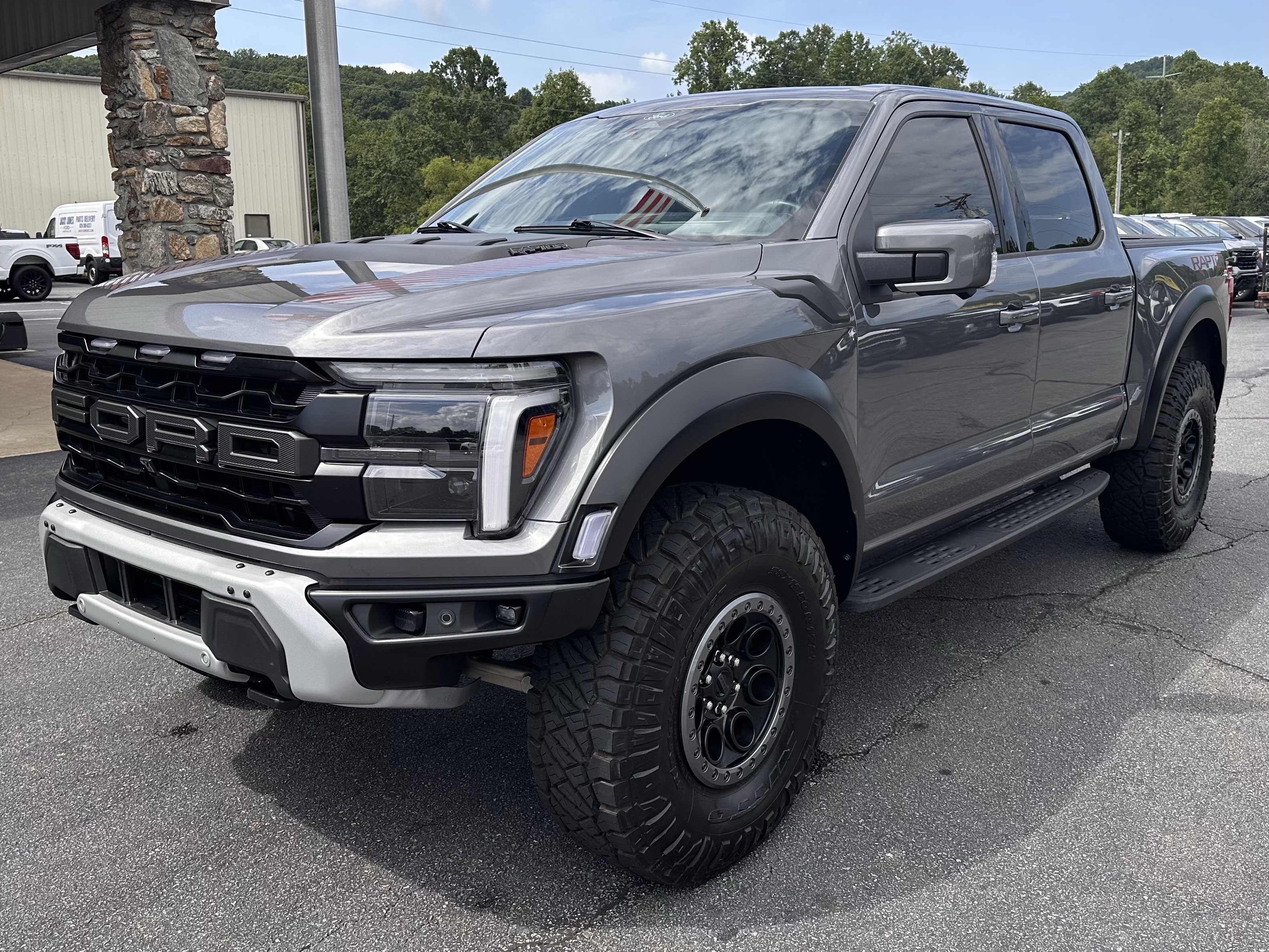 Certified 2025 Ford F150 Raptor AWD/4WD image 2