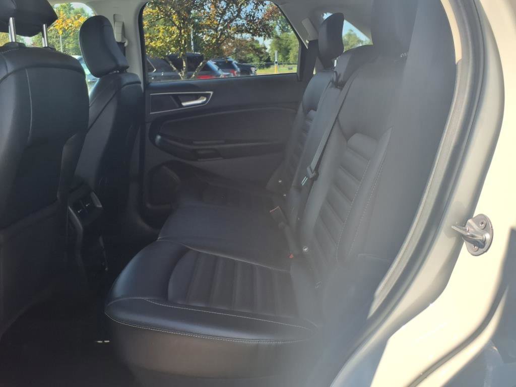 Certified 2022 Ford Edge SEL w/ Convenience Package image 9