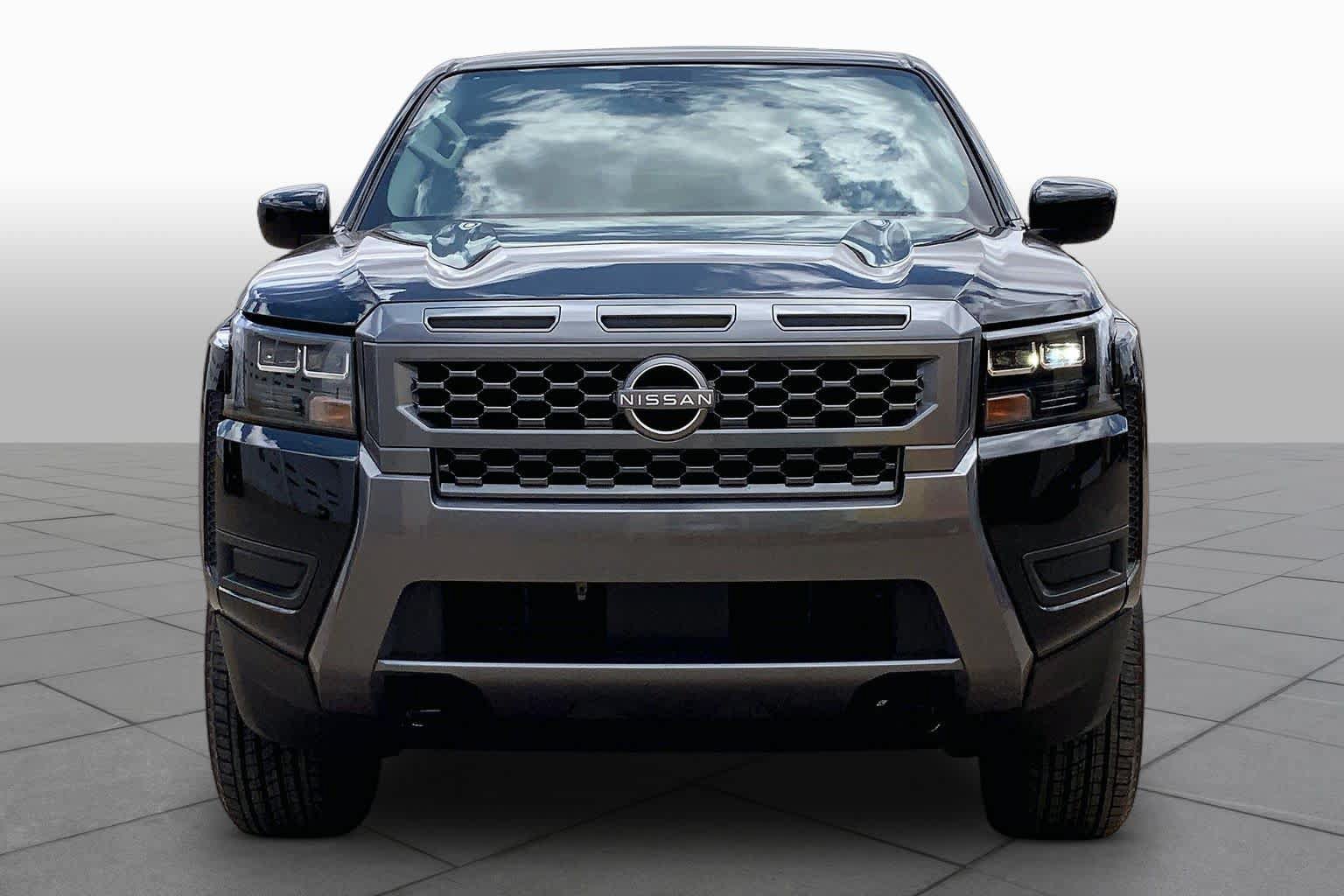 Used 2026 Nissan Frontier SV w/ All-Weather Content Package AWD/4WD image 4